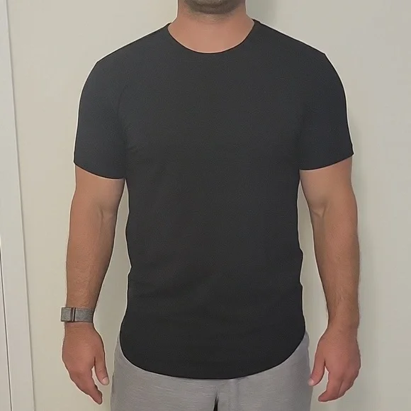 Cuts Curved Hem Tee - Picture 3 of 5